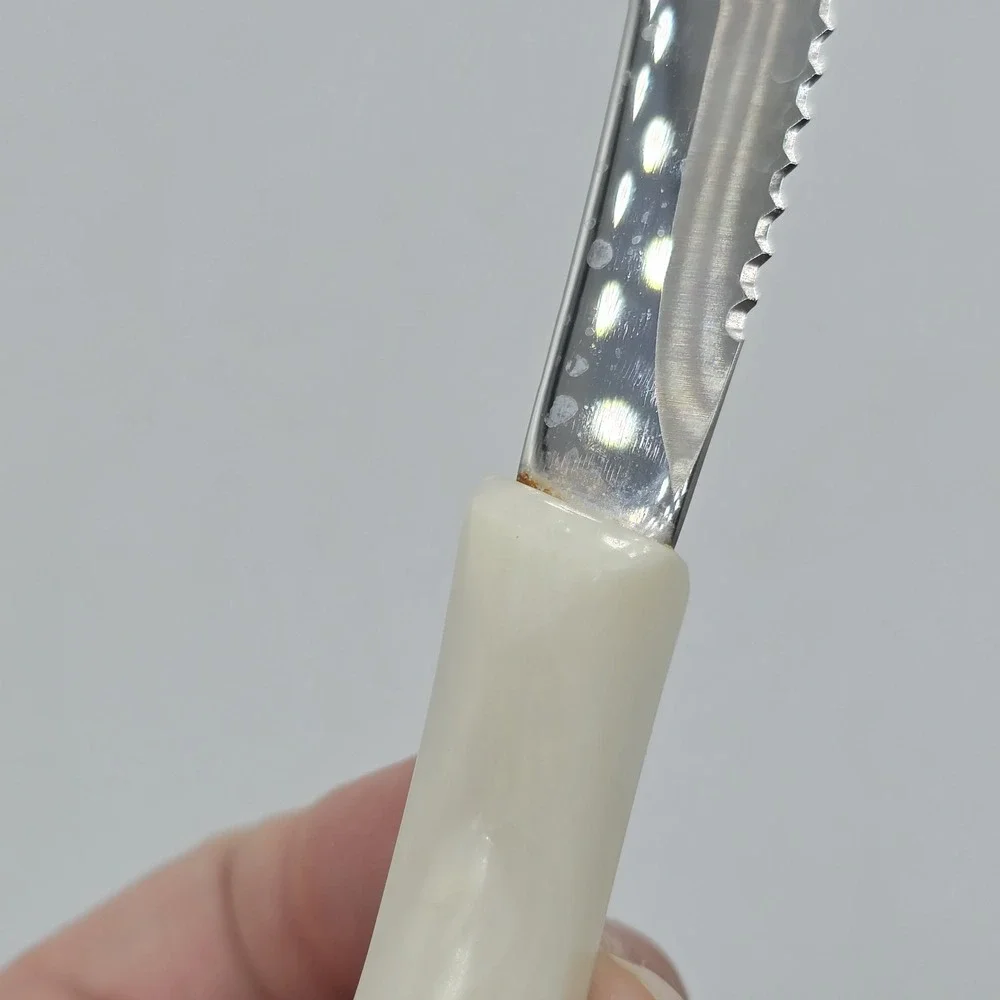 Cutco 1759 JG Table Knife Pearl White Handle Serrated Steak Knife Made In USA